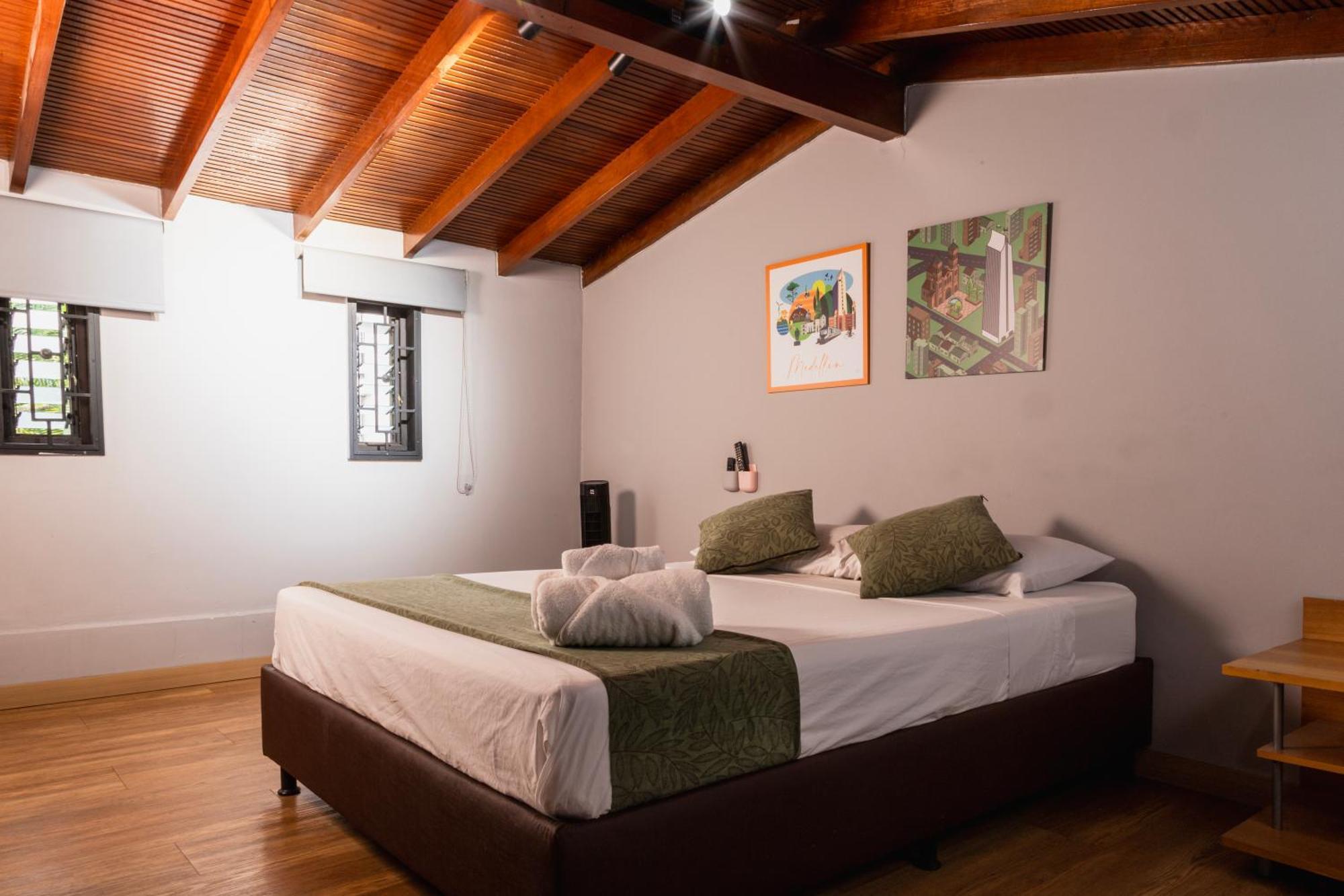 Hotel Casa 73 Deluxe Medellín Esterno foto